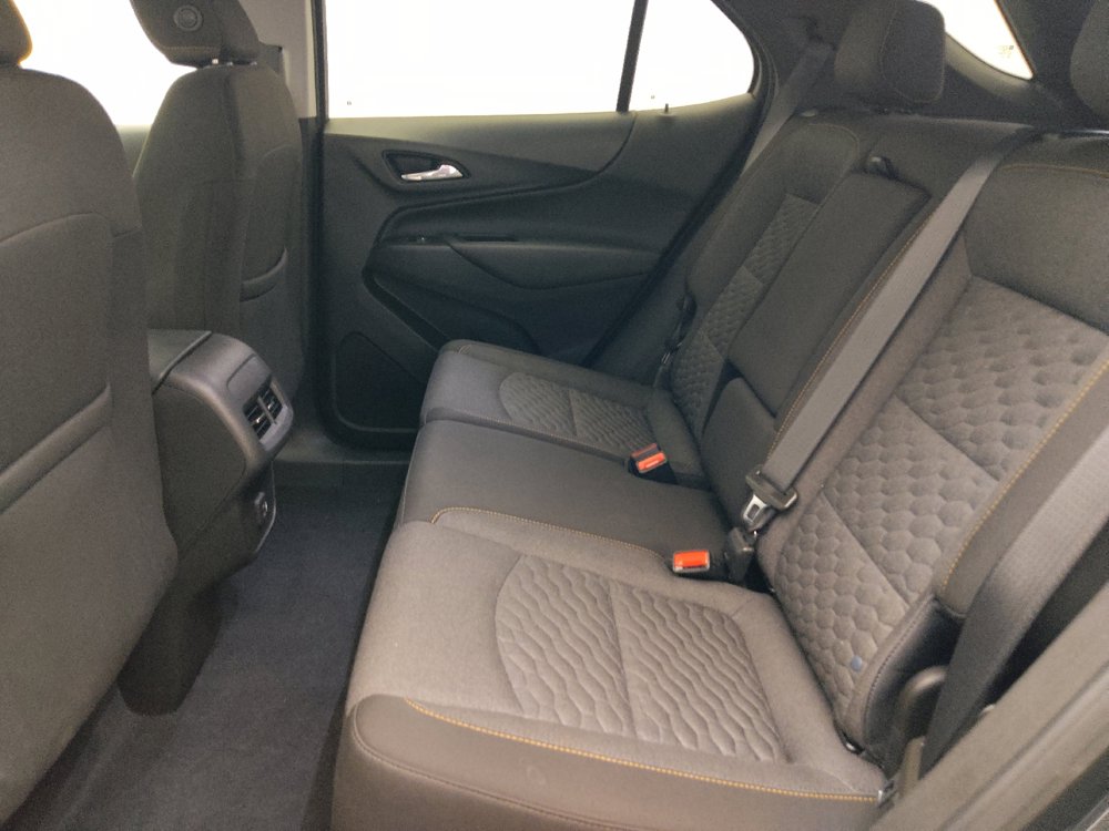 Used 2021 Chevrolet Equinox LT FWD image 18