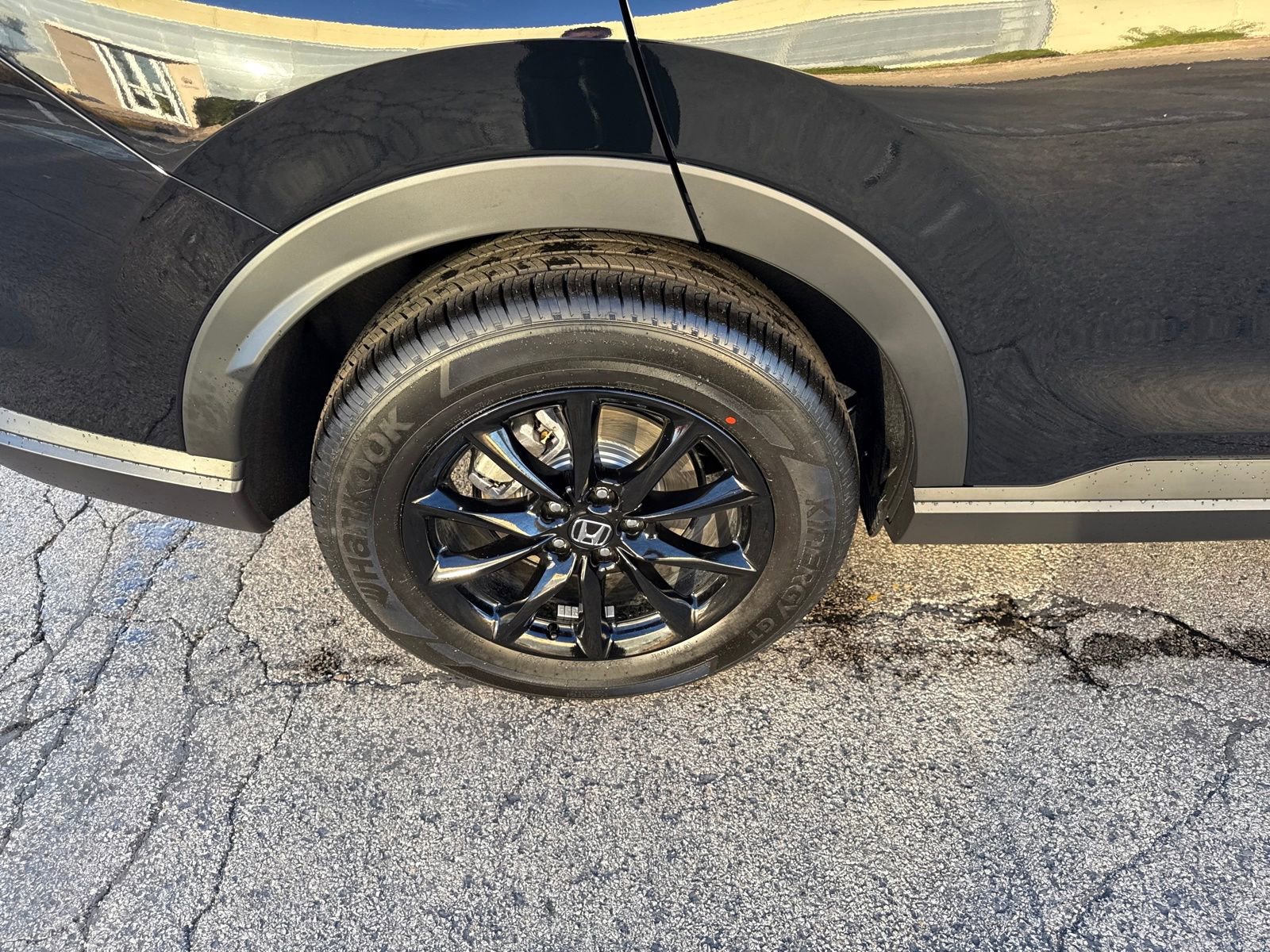 Used 2026 Honda CR-V Sport image 32