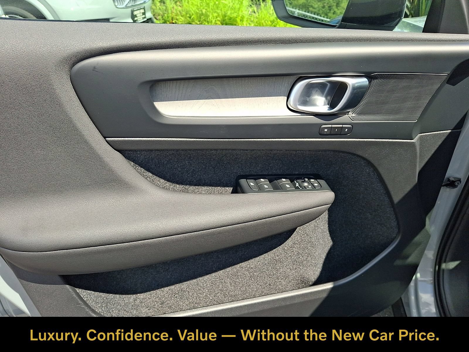 Certified 2026 Volvo XC40 B5 Core w/ Protection Package Premier AWD/4WD image 13