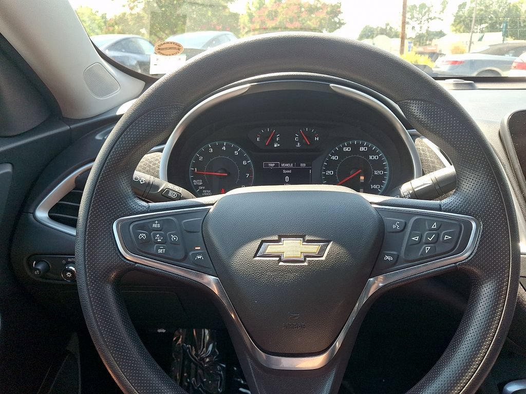 Used 2025 Chevrolet Malibu LT FWD image 19
