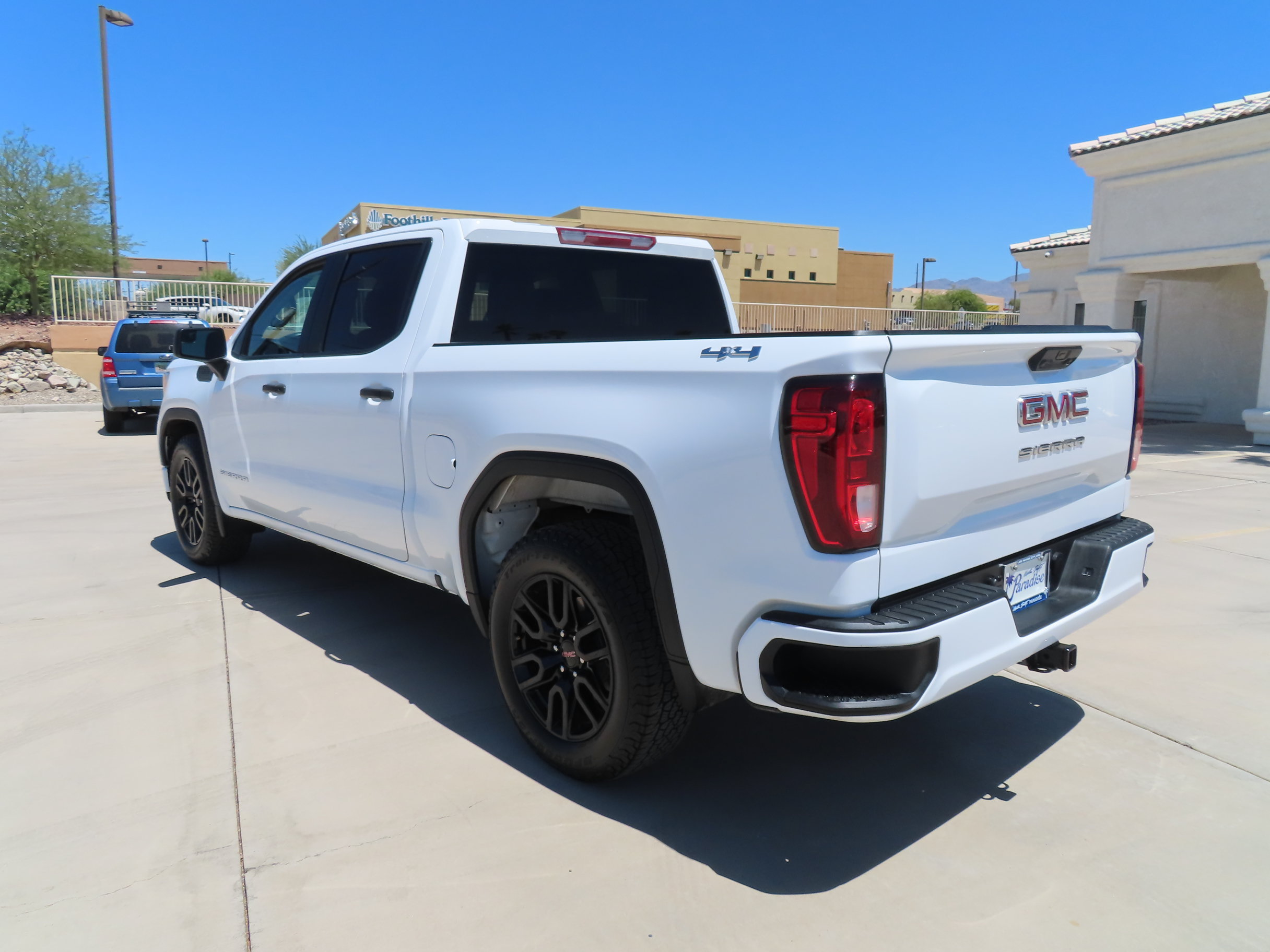 Used 2024 GMC Sierra 1500 Pro w/ Graphite Edition AWD/4WD image 7