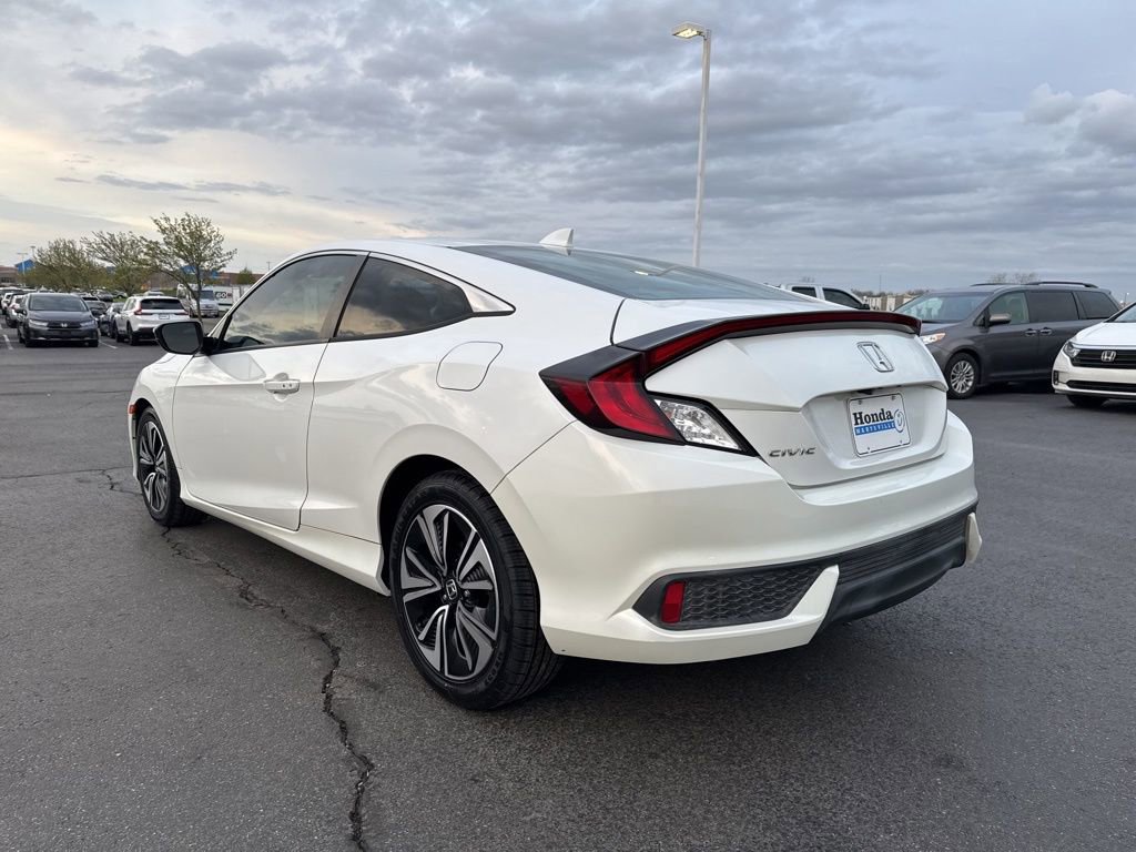 Used 2017 Honda Civic EX-L image 5