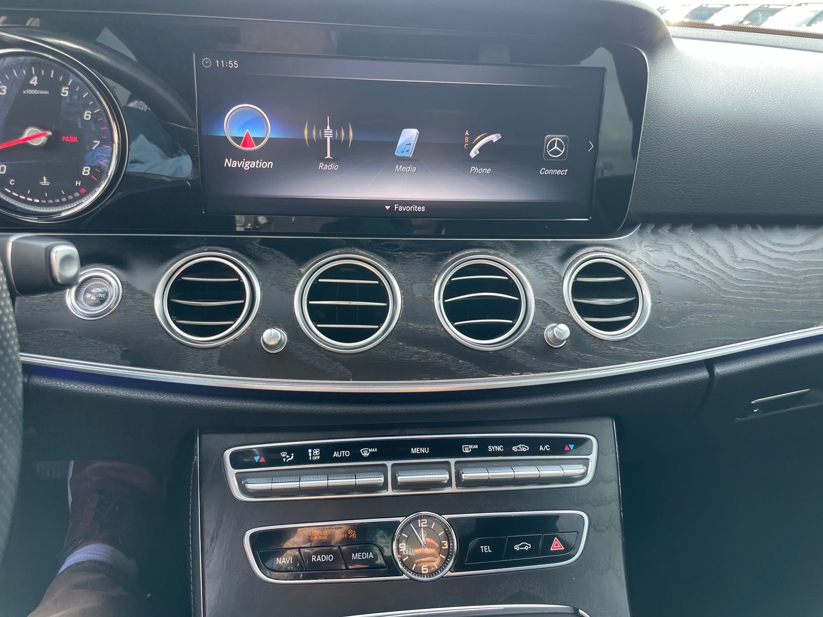 Used 2018 Mercedes-Benz E 300 image 18