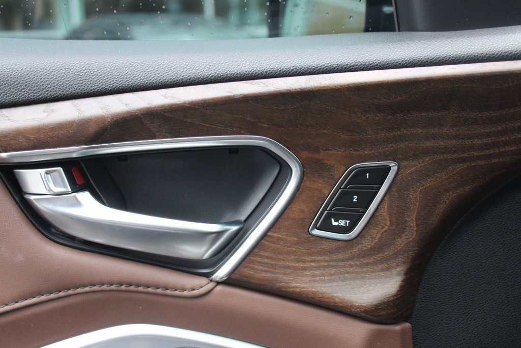 Used 2023 Acura RDX AWD w/ Advance Package image 14