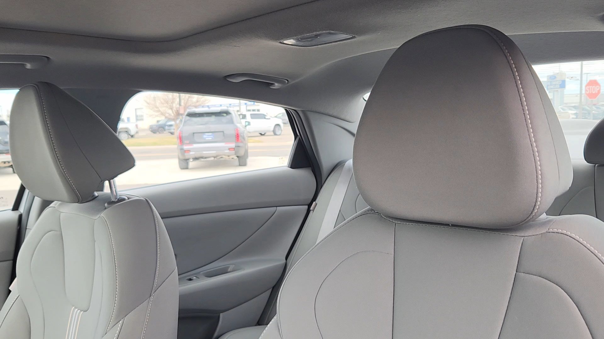 Certified 2025 Hyundai Elantra SEL image 9