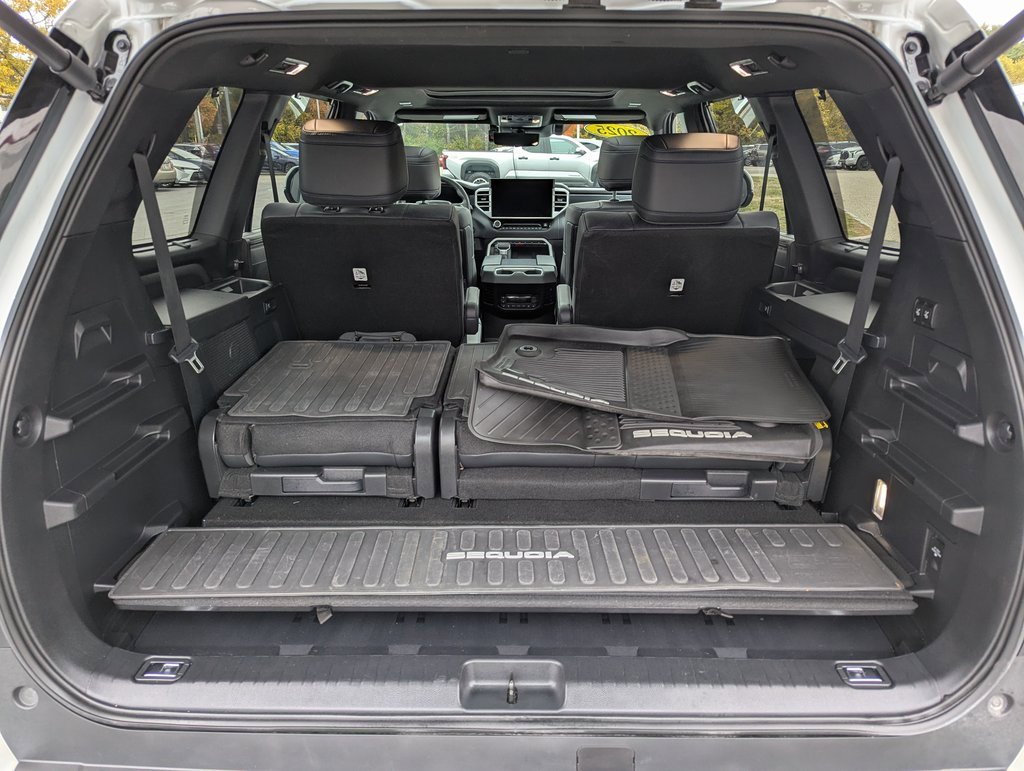 Used 2025 Toyota Sequoia Platinum image 13