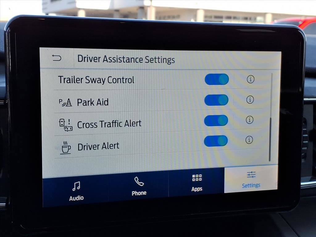 Used 2023 Ford Explorer XLT w/ Equipment Group 202A image 9