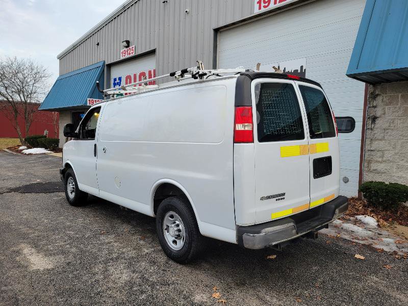 Used 2014 Chevrolet Express 2500 image 39