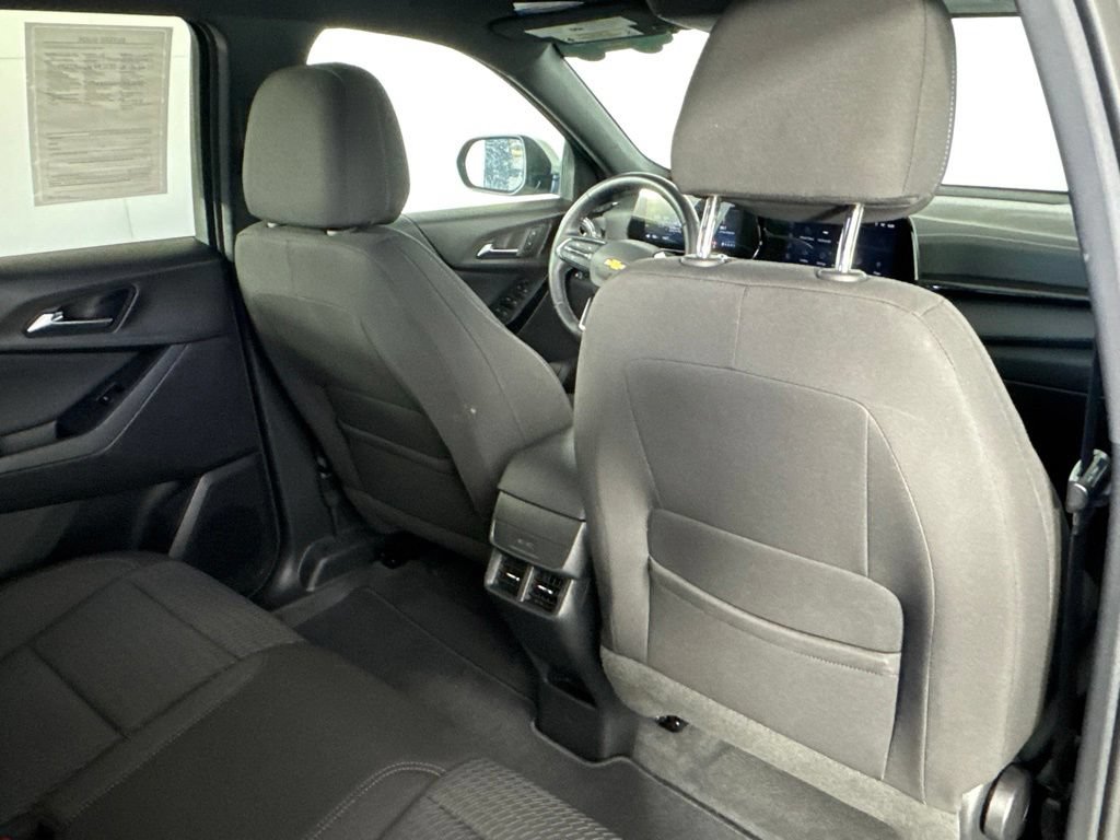 Certified 2026 Chevrolet Equinox LT AWD/4WD image 34