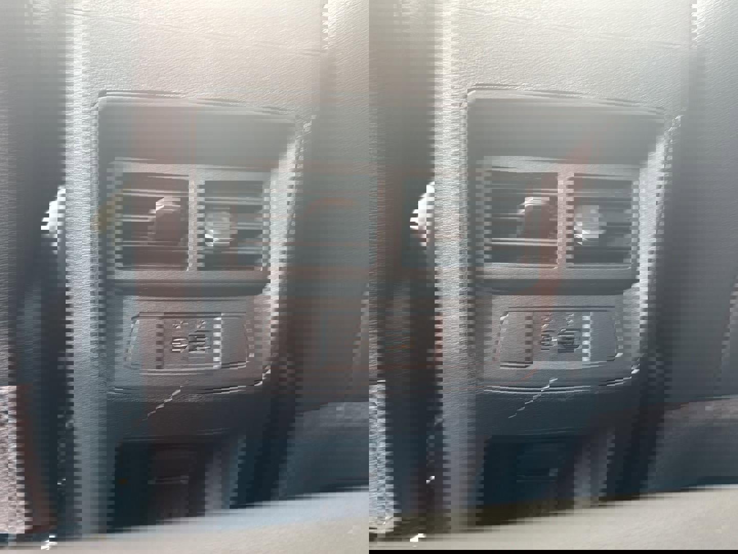 New 2026 GMC Canyon Elevation w/ Convenience Package image 15