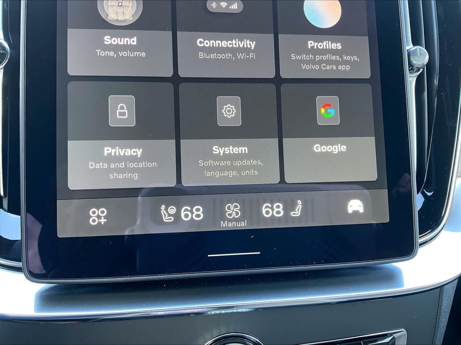 New 2027 Volvo XC90 T8 Bright AWD/4WD image 22