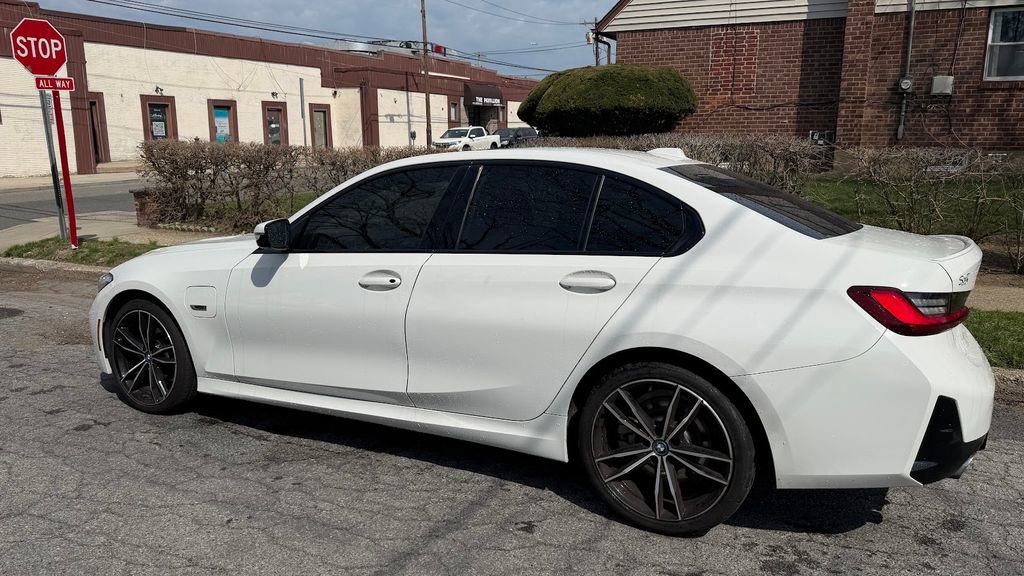 Used 2023 BMW 330e w/ M Sport Package image 8