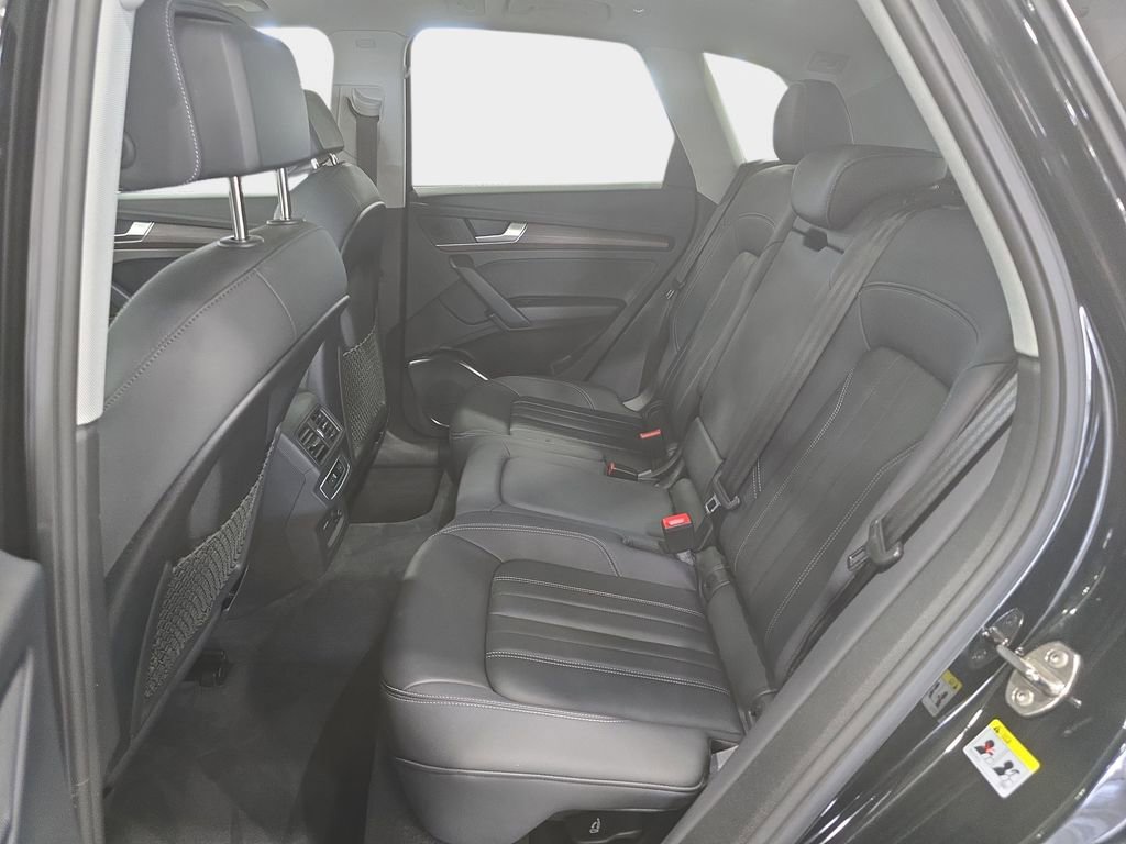 Used 2023 Audi Q5 2.0T Premium image 27