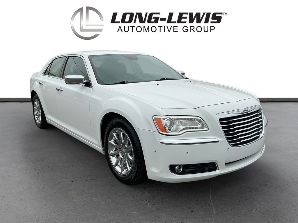Used 2013 Chrysler 300 C w/ Light Group image 10