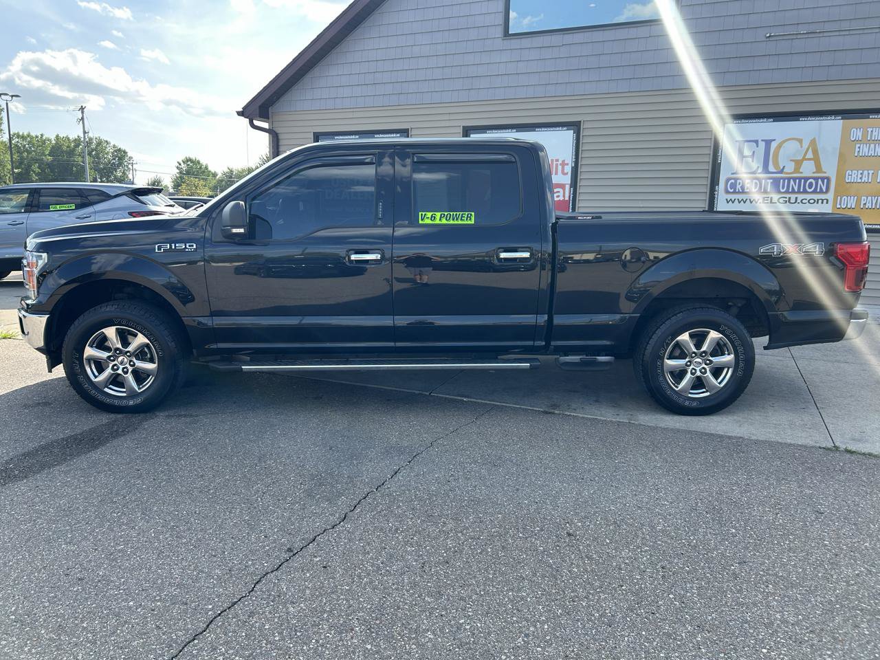 Used 2019 Ford F150 XLT w/ Equipment Group 302A Luxury AWD/4WD image 8