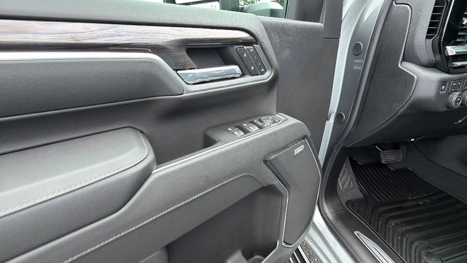 New 2026 Chevrolet Silverado 2500 LTZ w/ Trail Boss Package AWD/4WD image 16