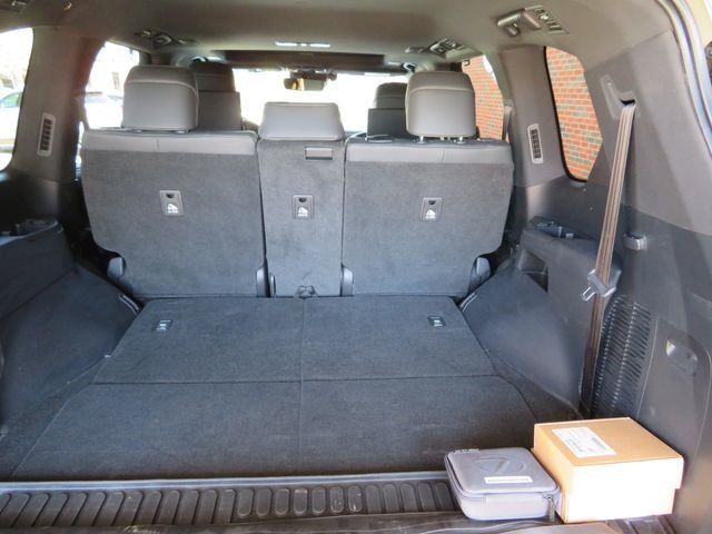 Used 2024 Lexus LX 600 4WD w/ Appearance Package image 19