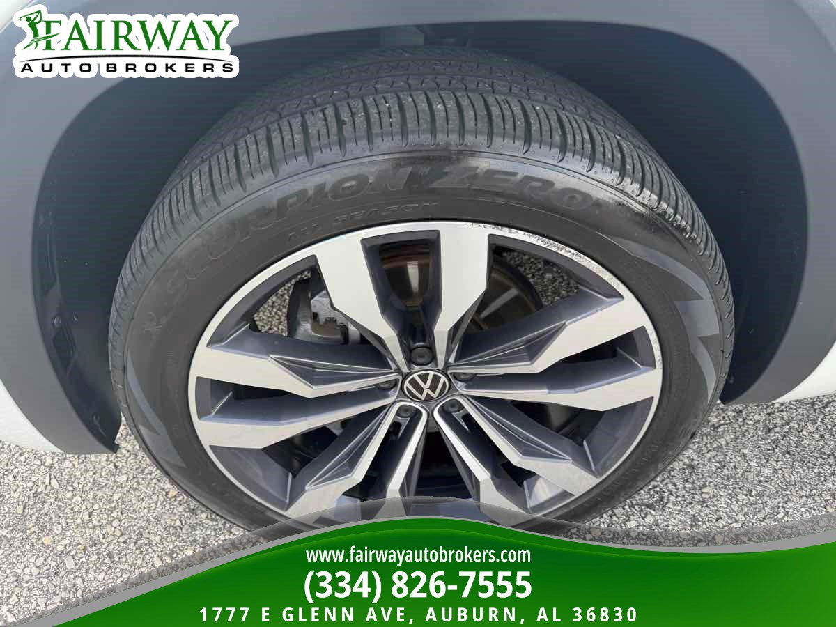 Used 2021 Volkswagen Atlas Cross Sport SEL Premium R-Line AWD/4WD image 32