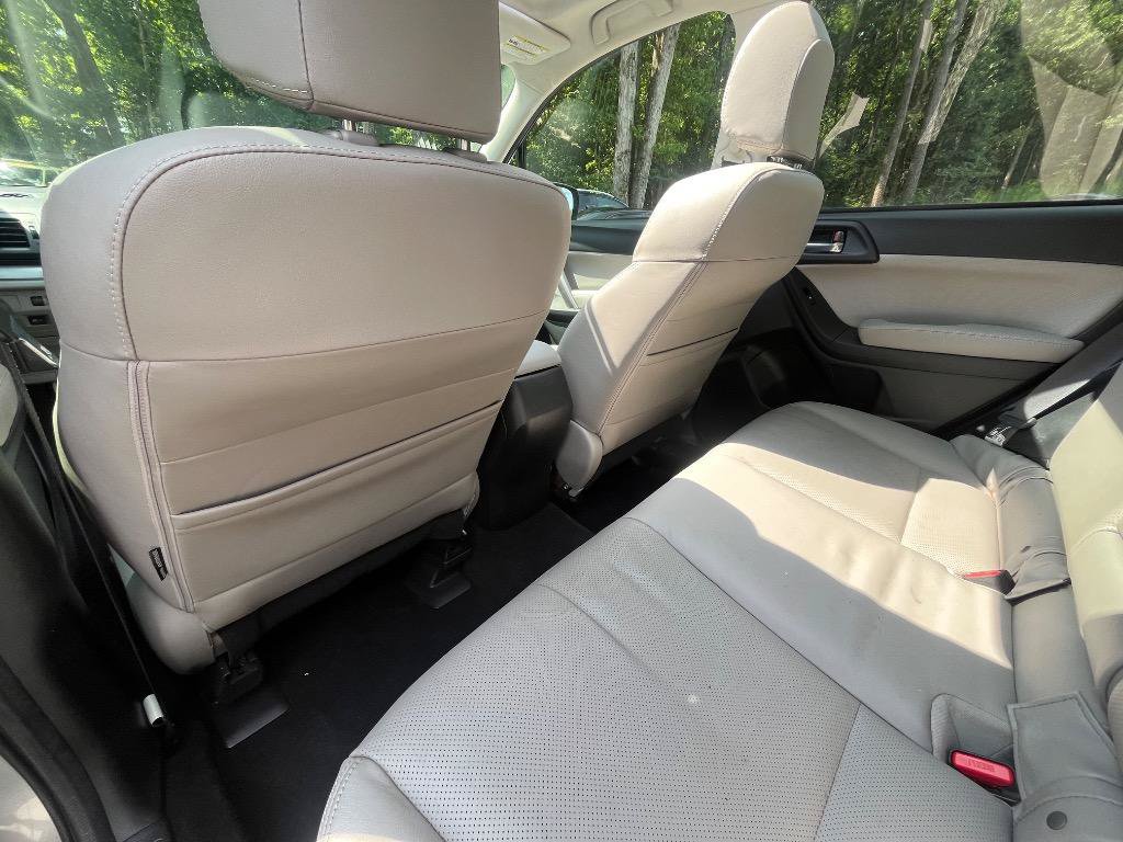 Used 2015 Subaru Forester 2.5i Limited AWD/4WD image 34