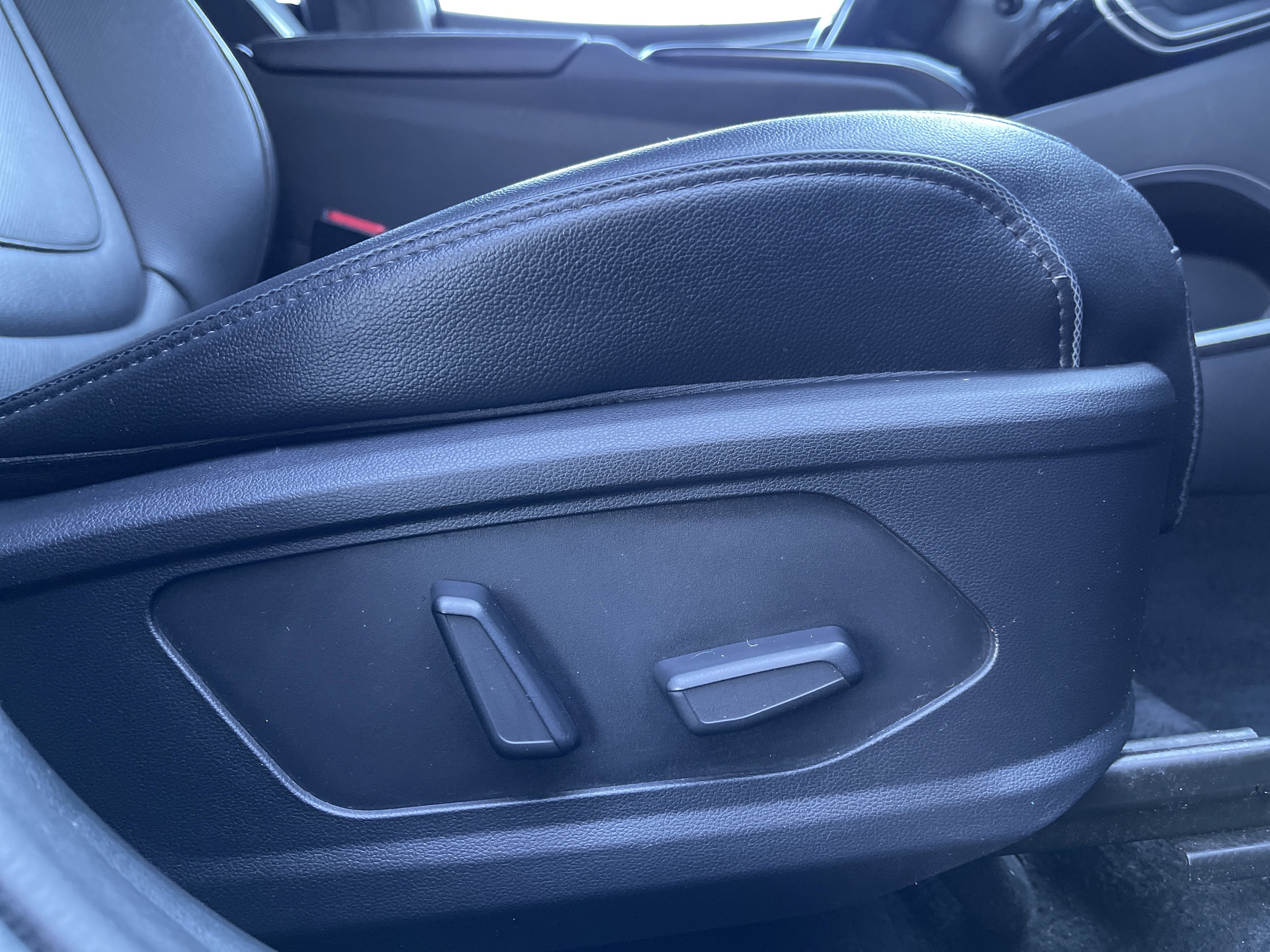 Used 2024 Hyundai Tucson Limited image 39