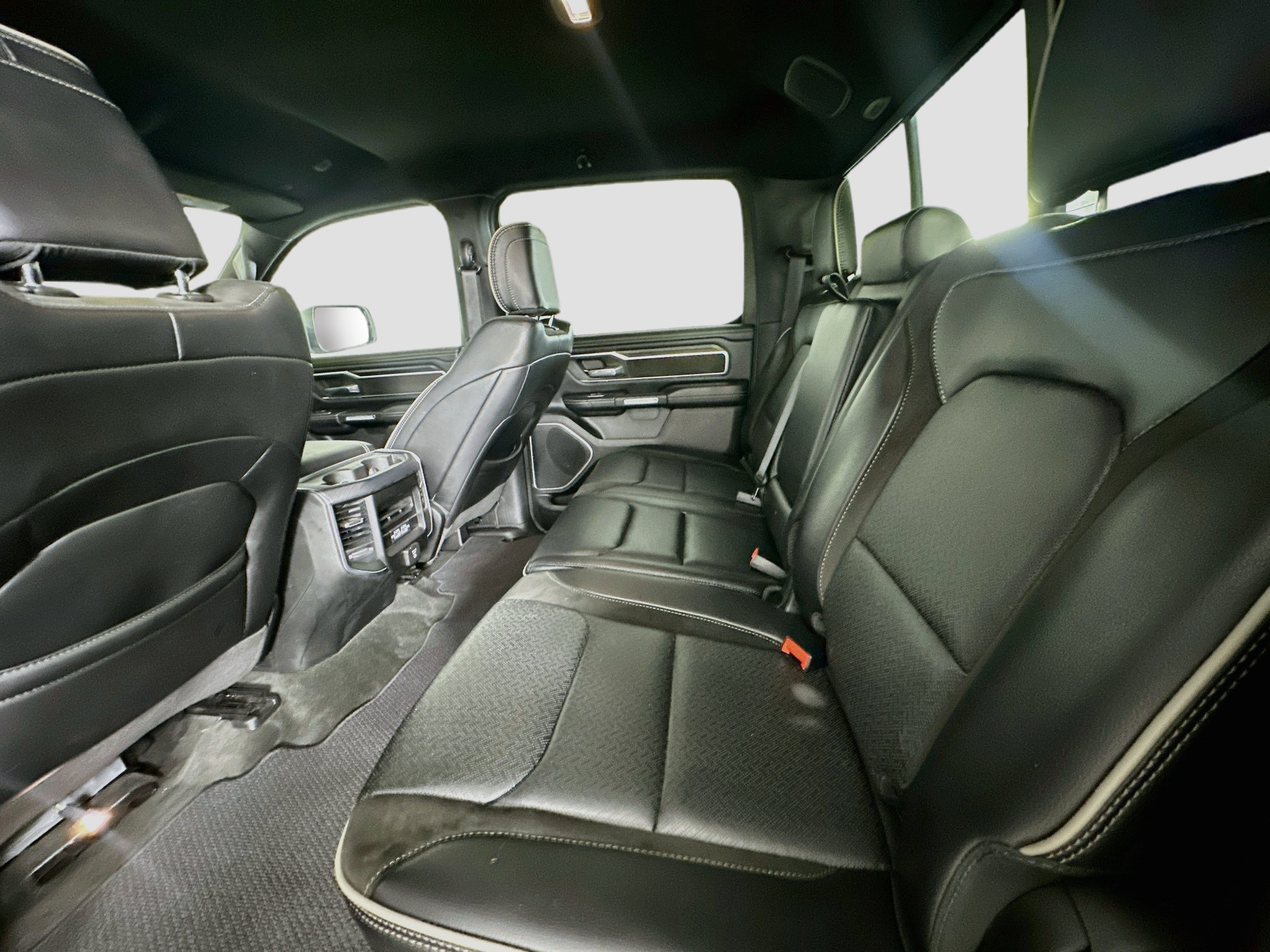 Used 2023 RAM 1500 Laramie AWD/4WD image 27