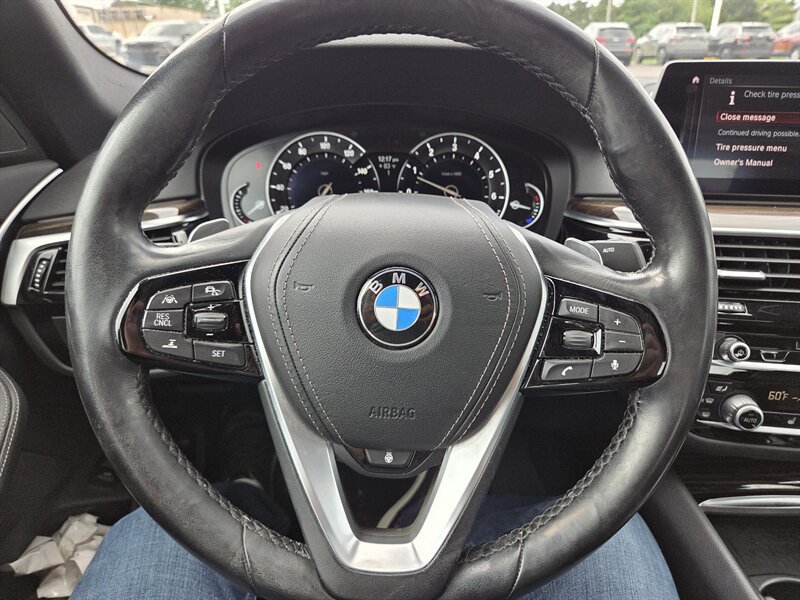 Used 2019 BMW 540i RWD image 13