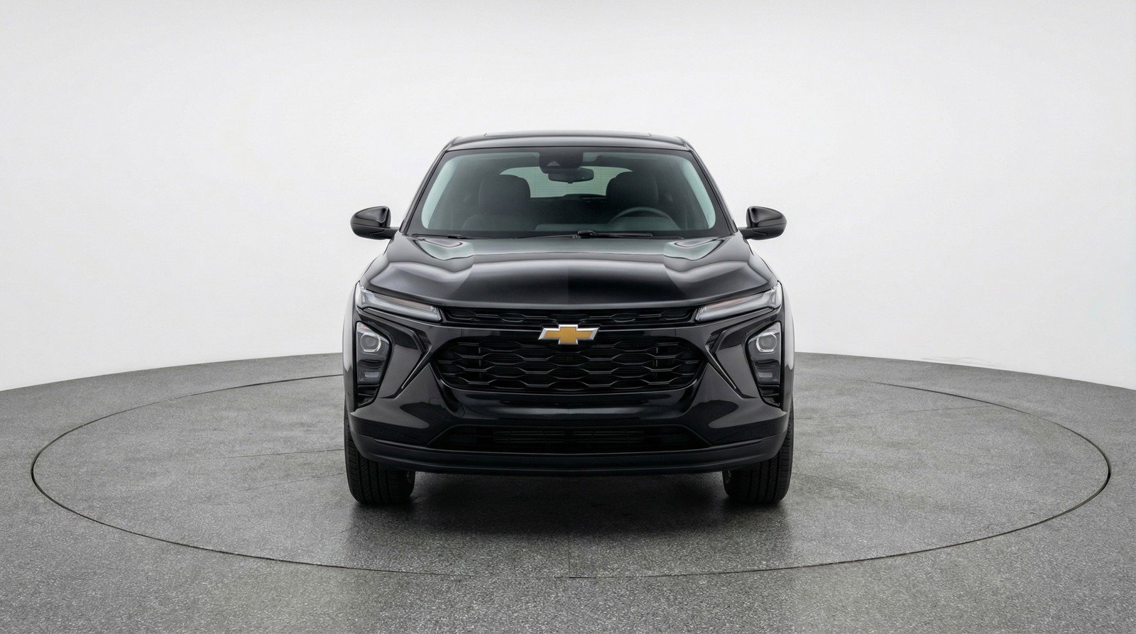 Used 2025 Chevrolet TrailBlazer LT image 2