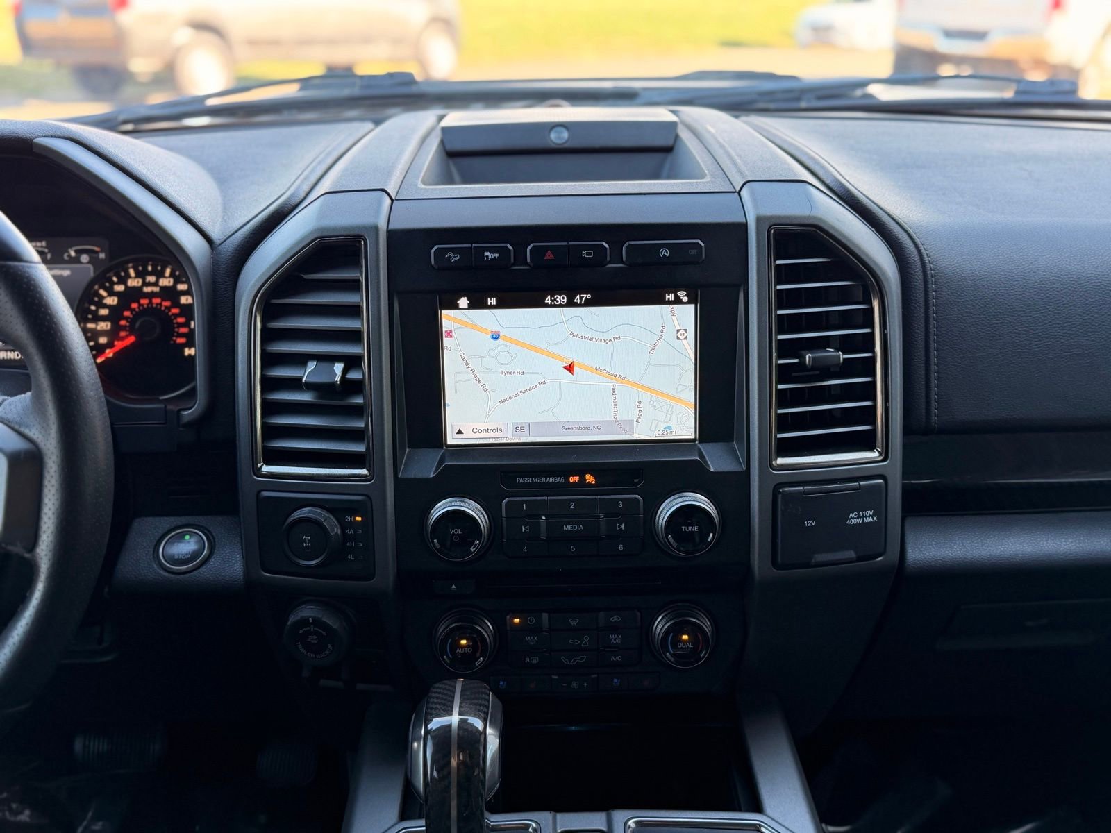 Used 2018 Ford F150 Raptor w/ Equipment Group 802A Luxury image 33