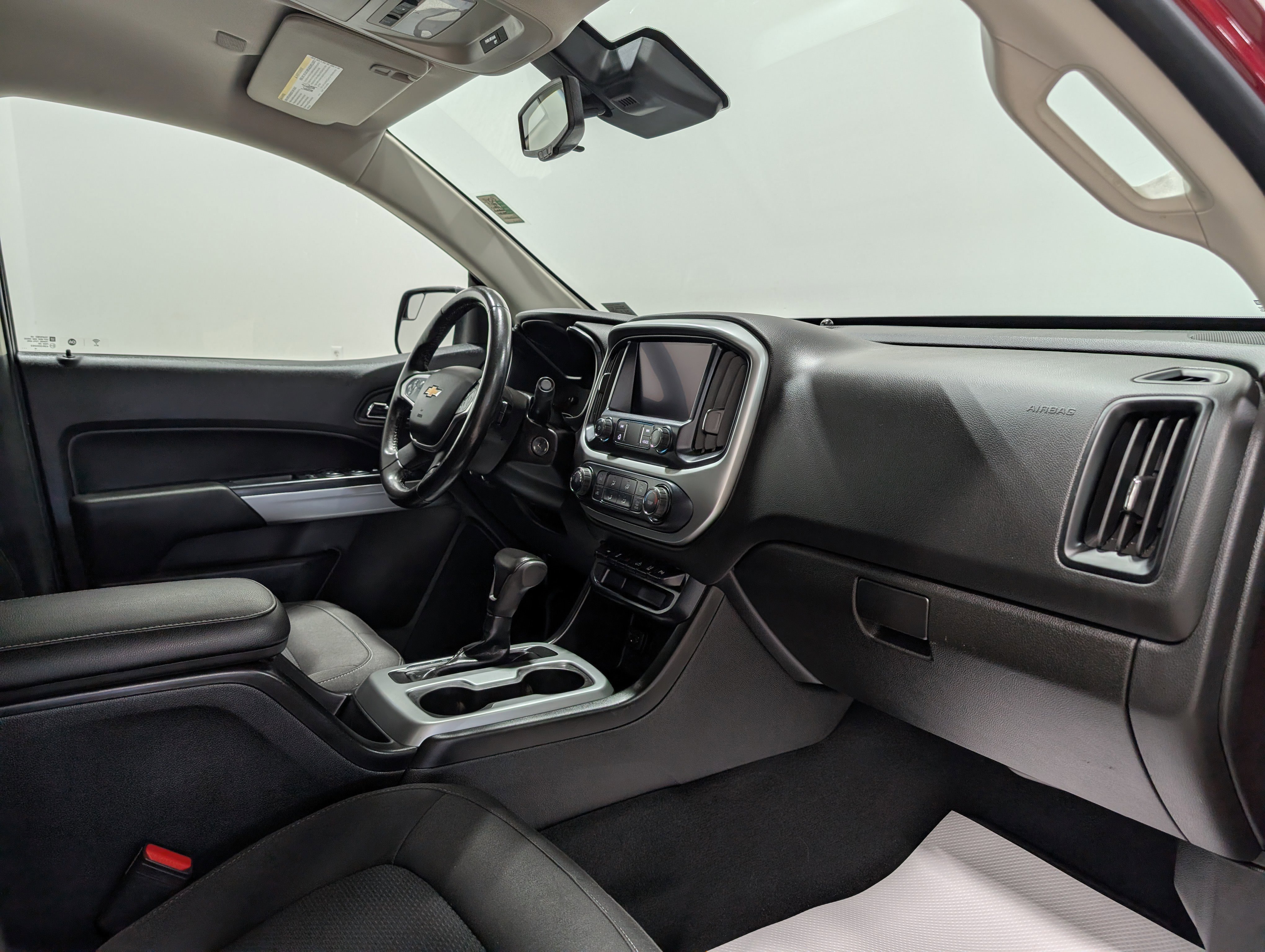 Used 2019 Chevrolet Colorado LT w/ Safety Package image 20