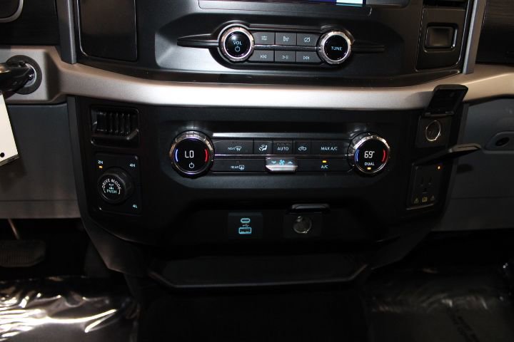 Used 2021 Ford F150 XLT w/ Equipment Group 301A Mid image 31