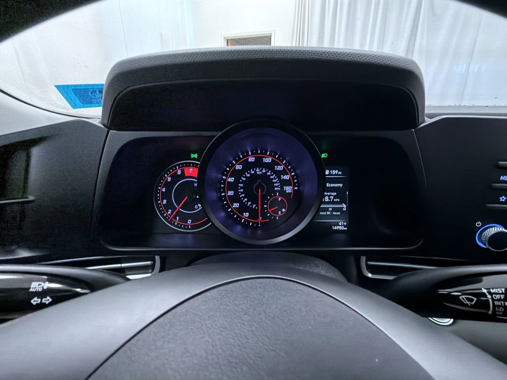 Used 2023 Hyundai Elantra SEL image 19