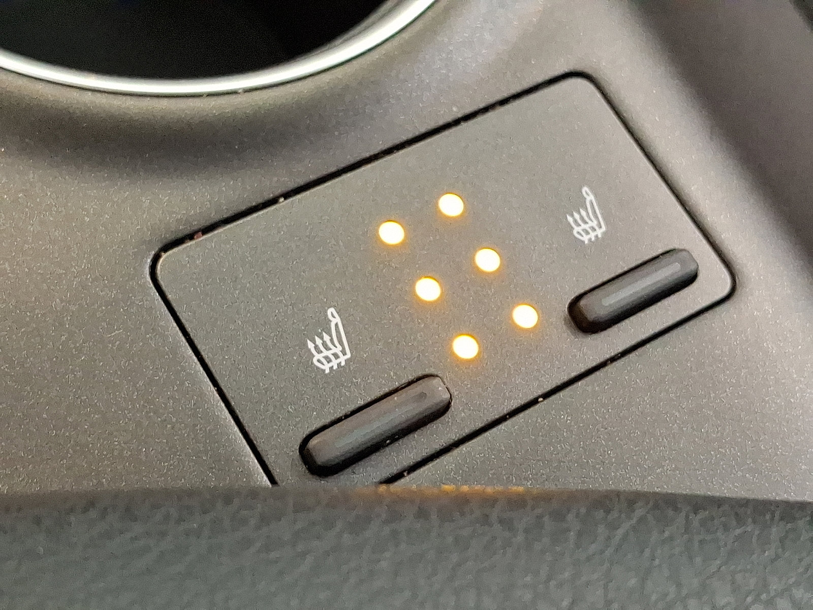 Certified 2024 Toyota Camry LE image 24