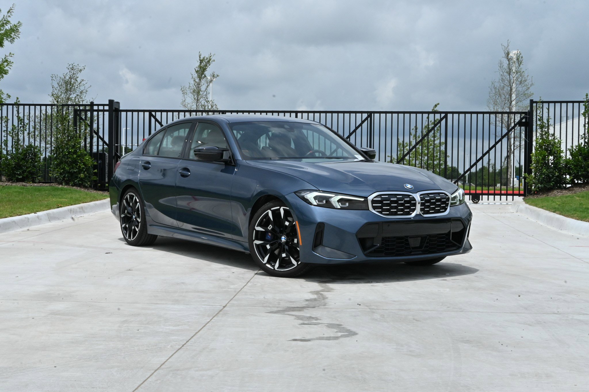 Certified 2025 BMW M340i RWD image 2