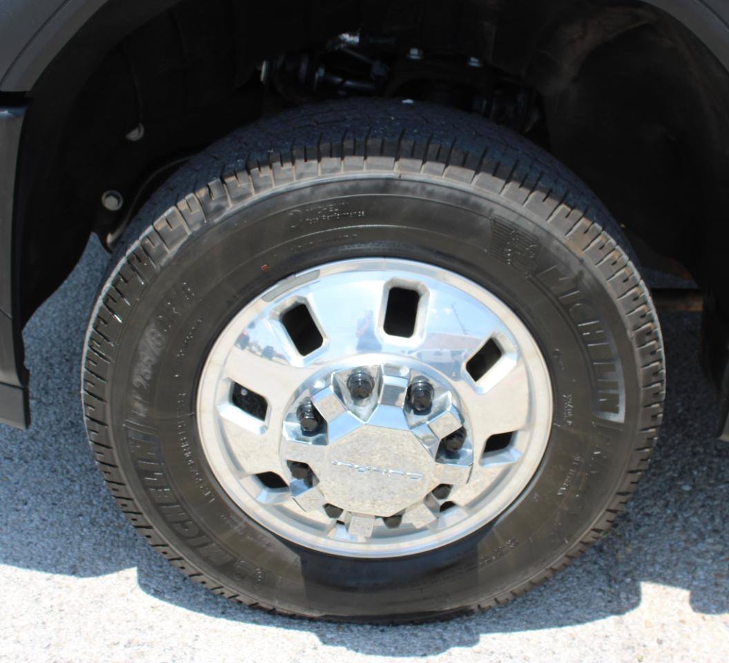Used 2026 GMC Sierra 3500 Denali Ultimate AWD/4WD image 7