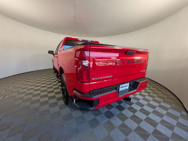 Used 2020 Chevrolet Silverado 1500 Custom w/ Custom Value Package AWD/4WD image 8