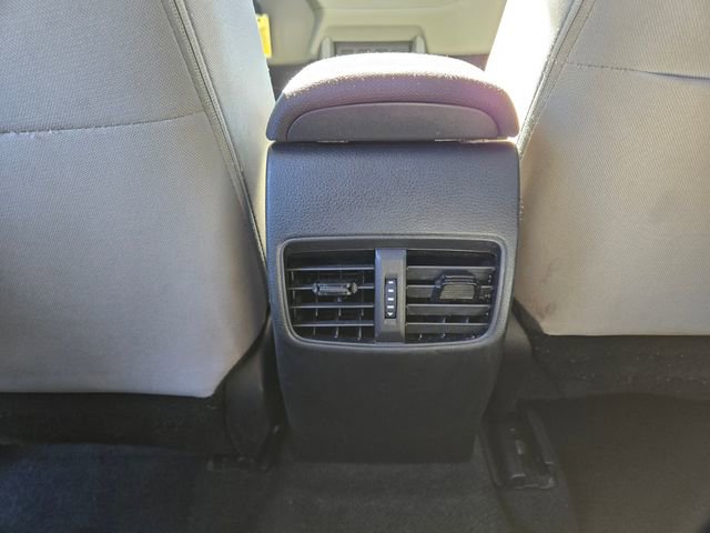 Used 2024 Toyota Corolla Cross L image 13