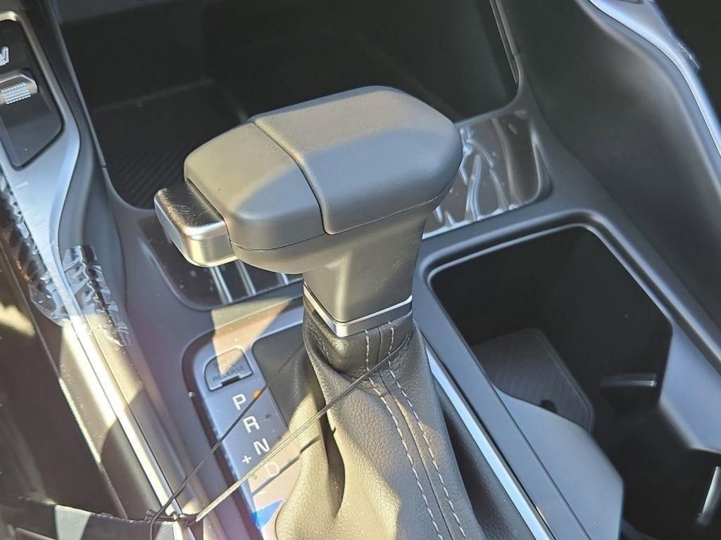 New 2026 Kia Sorento S w/ S Panoramic Sunroof Package image 25