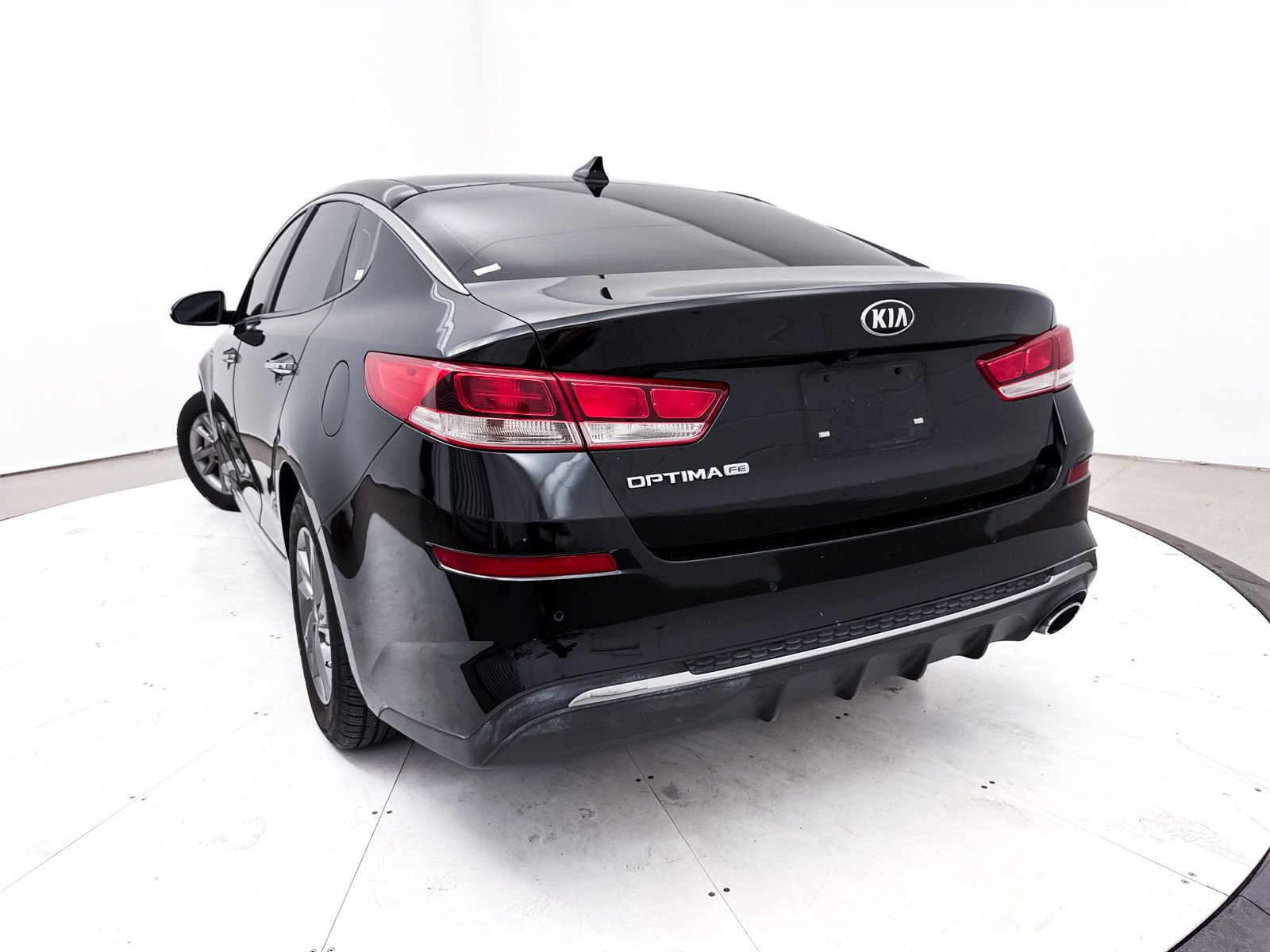 Used 2020 Kia Optima LX image 6