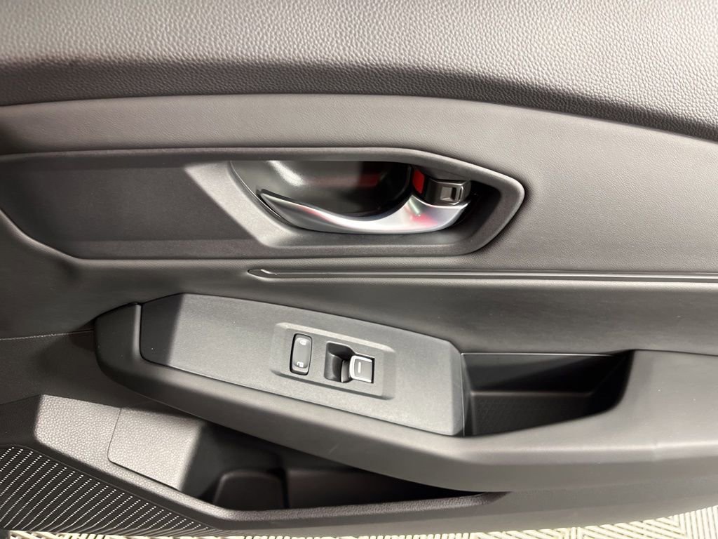 Used 2025 Honda Accord SE image 10