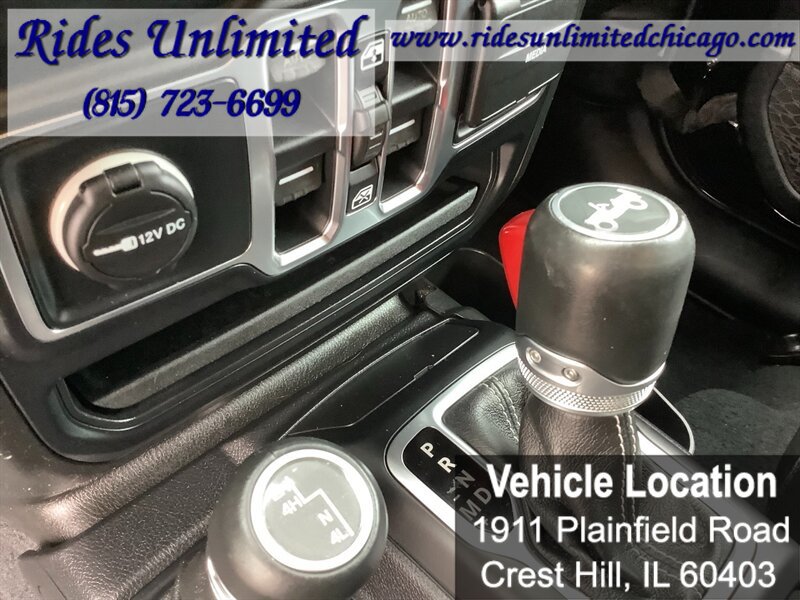 Used 2019 Jeep Wrangler Unlimited Sahara w/ Uconnect 4C Nav & Sound Group AWD/4WD image 6