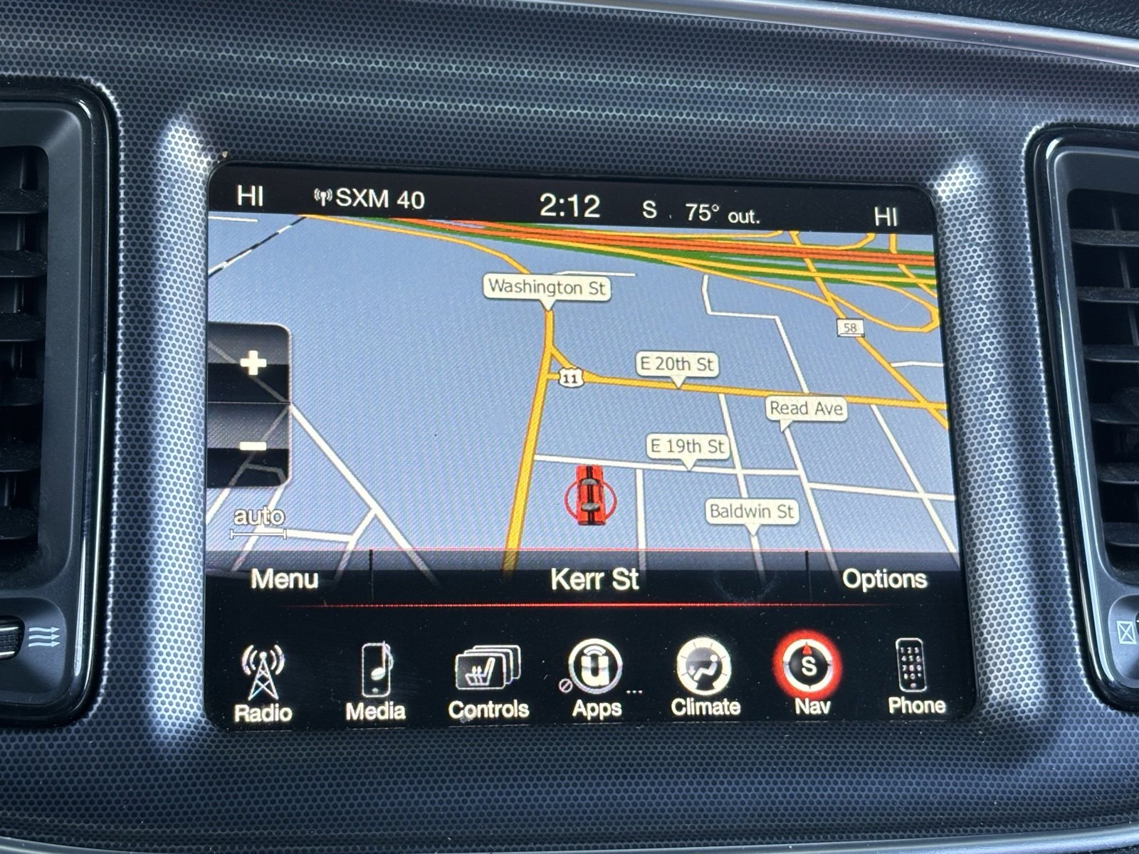 Used 2015 Dodge Challenger SRT image 5