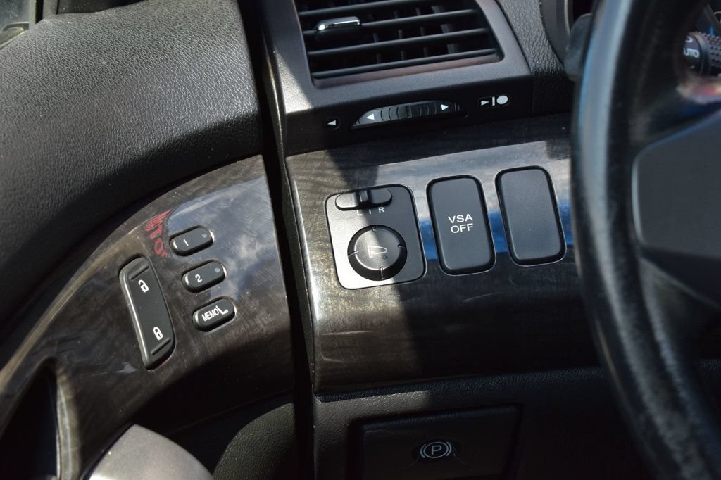 Used 2007 Acura MDX w/ Tech & Entertainment Pkg AWD/4WD image 34