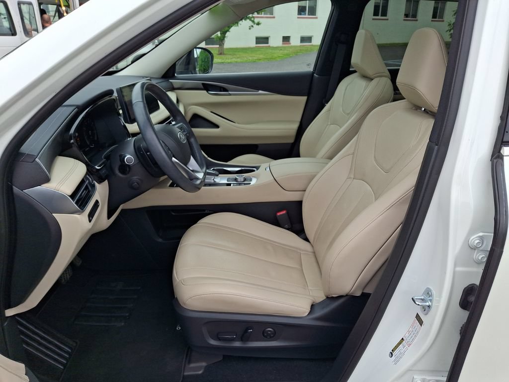Used 2022 INFINITI QX60 Luxe w/ Cargo Package AWD/4WD image 17