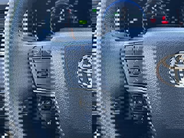 Used 2025 Toyota Camry LE image 15