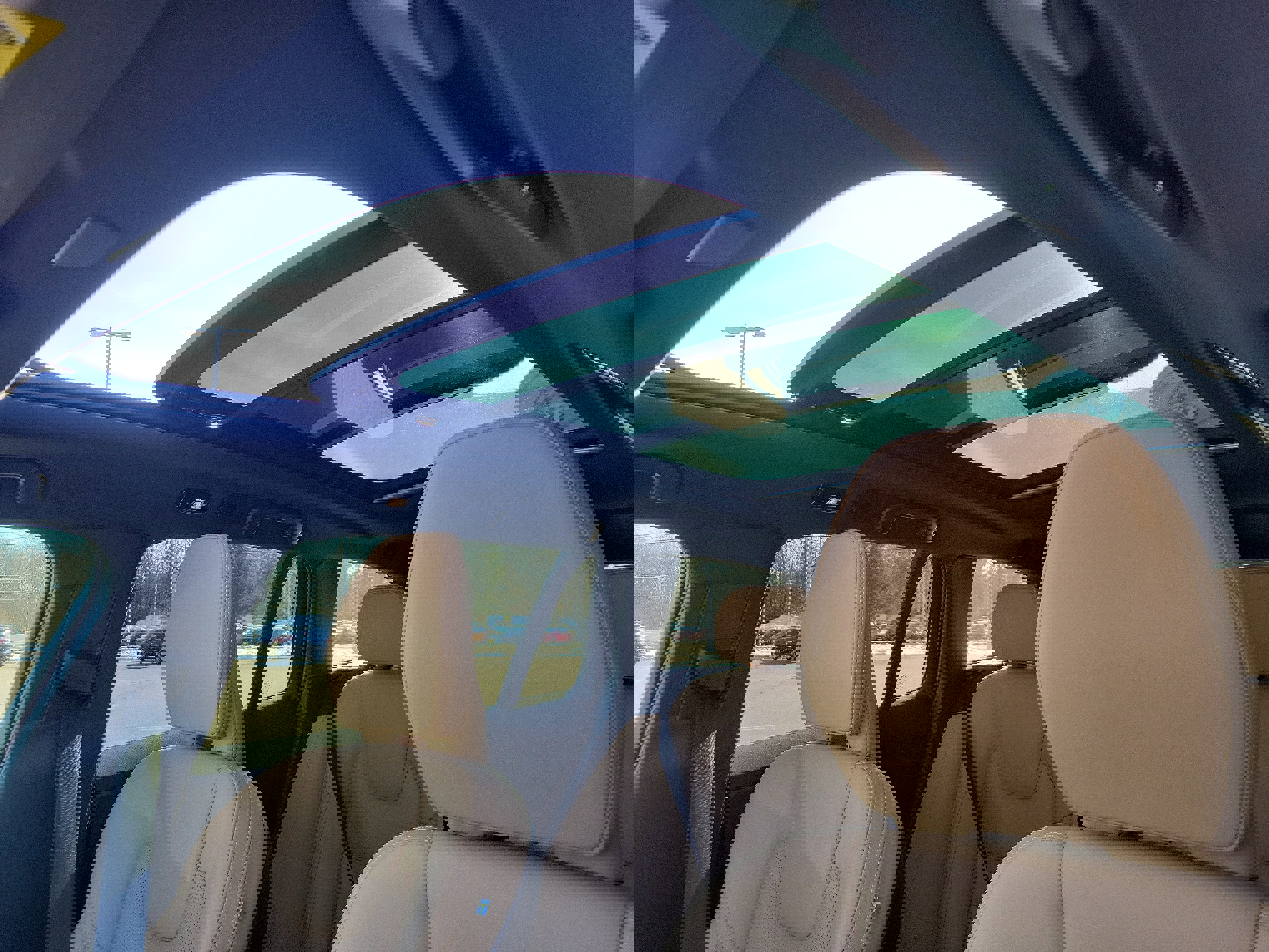 Used 2024 Volvo V60 B5 Cross Country Ultimate image 28