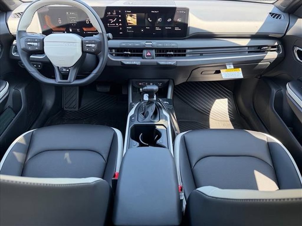New 2026 Kia K4 GT-Line w/ GT-Line Sunroof Package FWD image 17