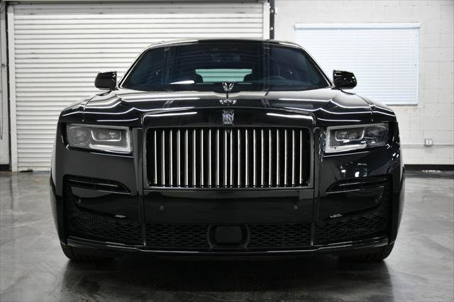 Used 2023 Rolls-Royce Ghost Black Badge w/ Black Badge Ghost Package AWD/4WD image 22