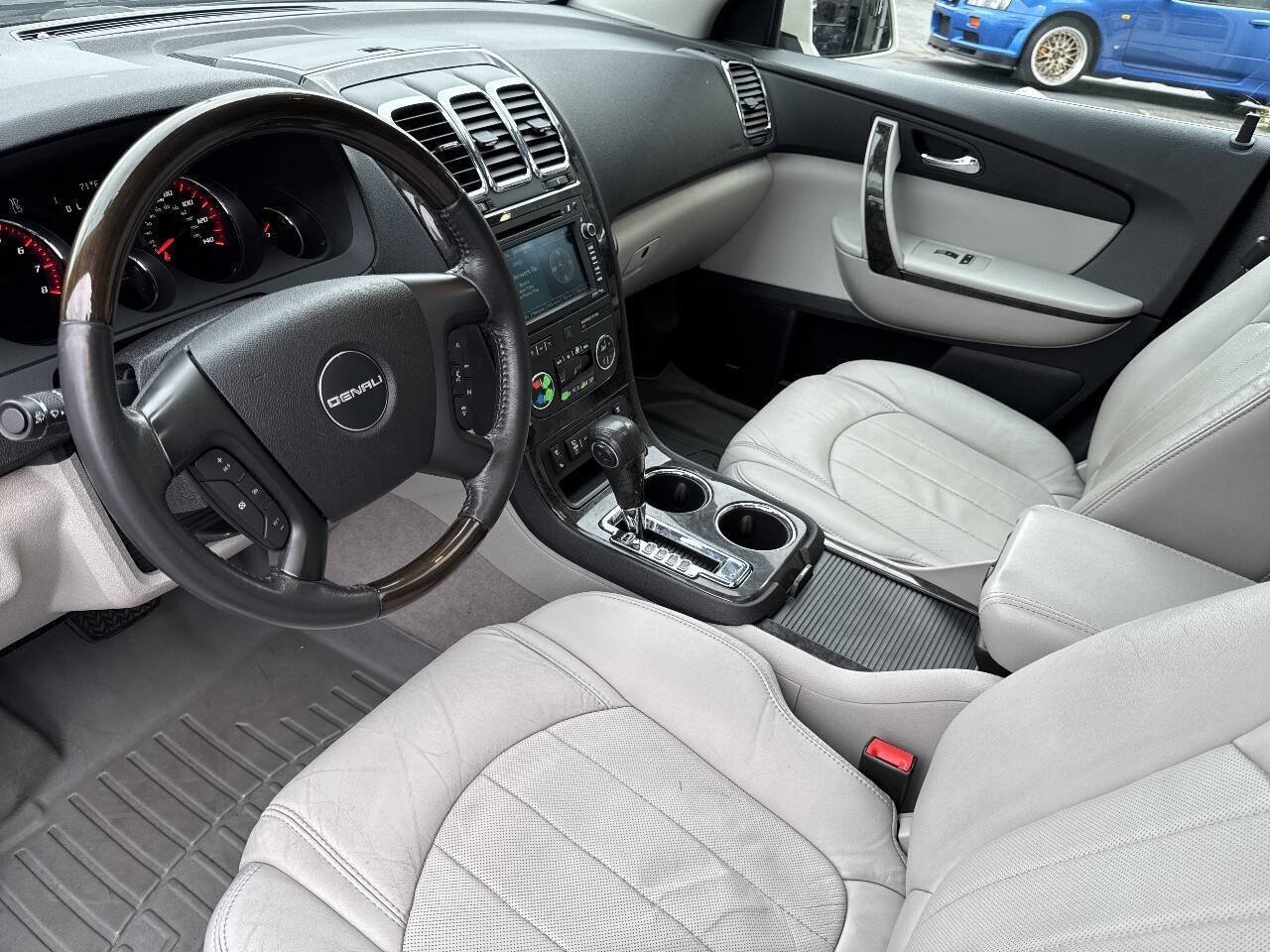 Used 2012 GMC Acadia Denali AWD/4WD image 26