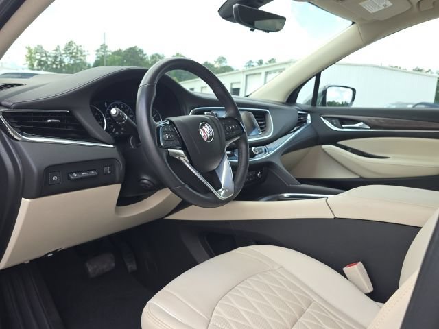 Used 2023 Buick Enclave Avenir w/ Avenir Technology Package FWD image 27