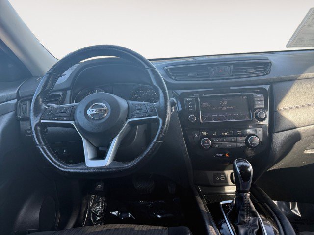 Used 2020 Nissan Rogue SV AWD/4WD image 4